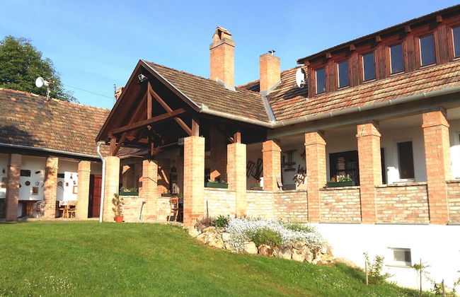 Room in Farmhouse - Rustic Charm - two Bedroom Suite 8601 - Foto 16