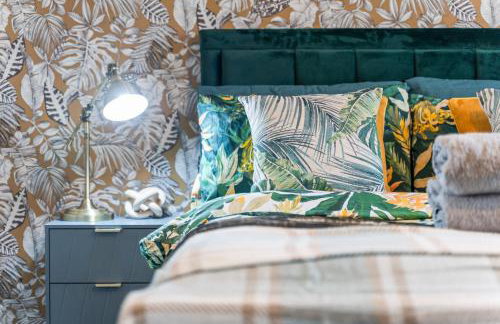 #16 Detached Stunning Lux 3 Bed home Parking NEC - Foto 1