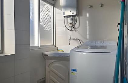 Estadia Tri - Ótima Localização, Confortável e com Garagem - Foto 5