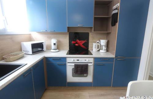 Bénodet : Superbe T2 rénové à 100m de la plage, parking inclus - FR-1-481-90 - Foto 7