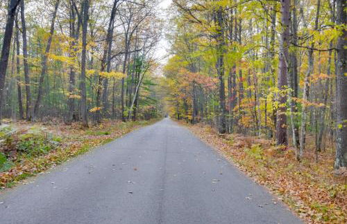 Peaceful Nature Escape on Little Portage Lake! - Foto 31