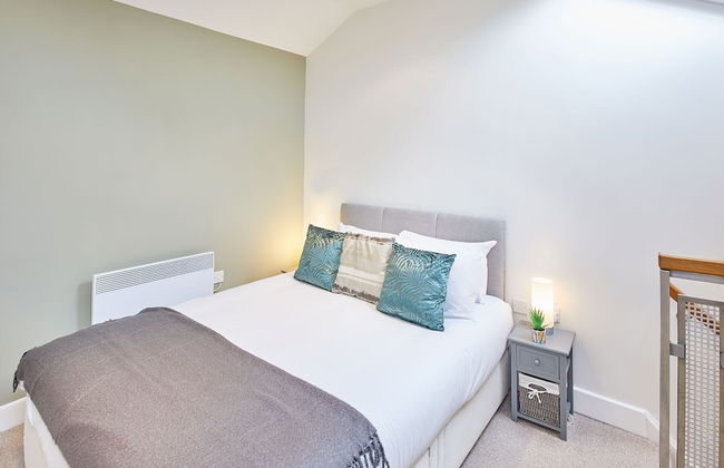 Host Stay 15 Easby Hall - Photo 2