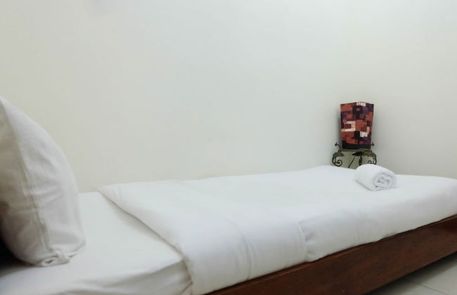 Homey & Vintage 2BR @ Sudirman Park Apartment - Photo 7