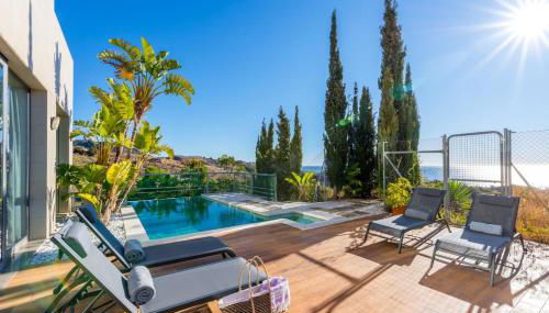 Luxury Villa with swimming pool and amazing views - Foto 3