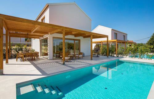 Villa 2 with Pool Soline, Krk, 280 m from beach, by 4Villas - Foto 10