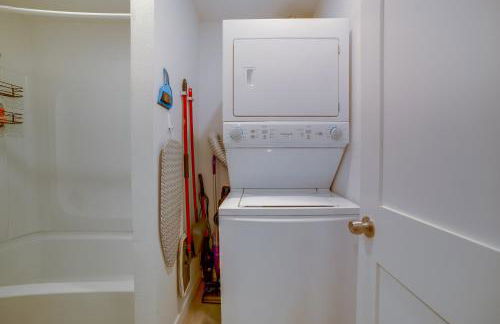 Nurse-Ready Rental 10 Mi to Dtwn Riverside! - Foto 20