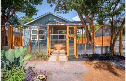 Newly Remodeled 4BR 2BA Near Amazing Downtown - Foto 50