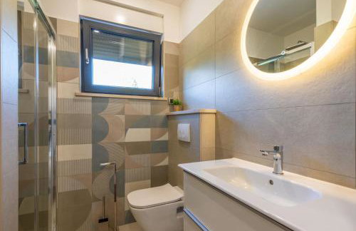 Villa Silente, modern and luxurious villa hugged by nature - Foto 37