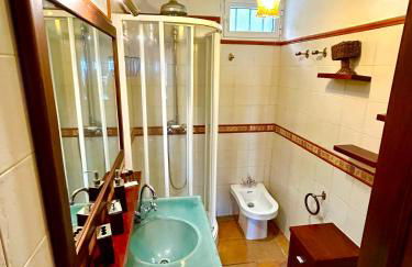 Casa con jardín y jacuzzi - Foto 25