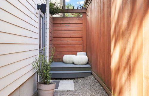 Modern Guest Studio in Portlands Vibrant Boise District - Photo 15