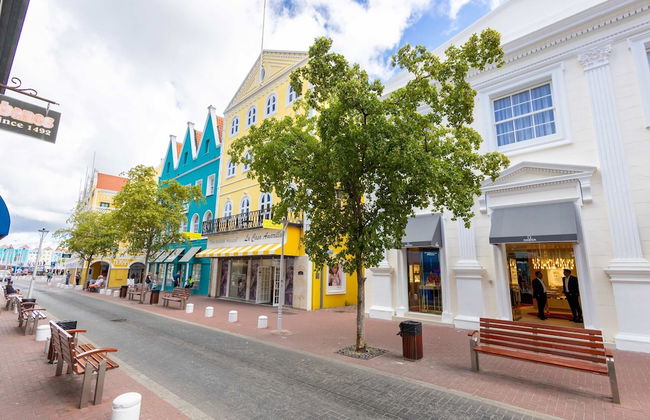 Chic Broadway Apartment in Central Willemstad - Foto 21