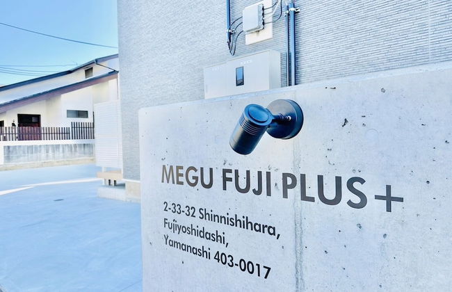 Megu Fuji Plus+ - Foto 65