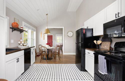 The Clubhouse Walk to Stadiums - Foto 39