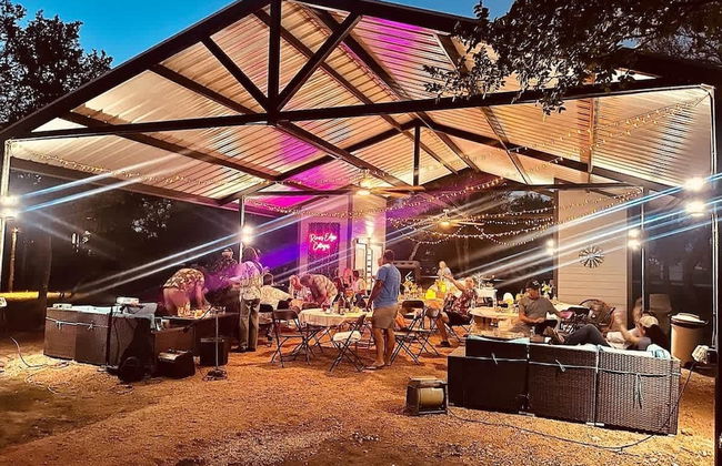 Bluebonnet Waterfront Cottage With Hot Tub - Foto 11