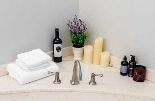 Lovely 5Bed, 3-FullBath ! 5min to free way I-85 - Foto 27