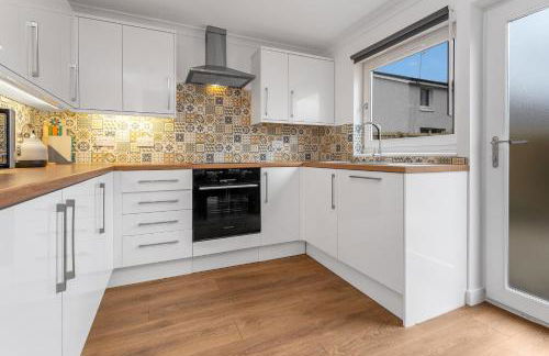 Cheerful Stays - Livingston - 4 Bedroom 3 Bath home - Foto 25