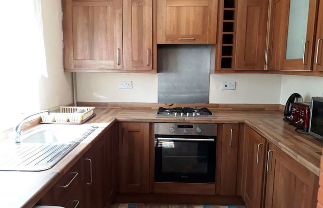 House with a garden in Arnos Grove - Foto 12