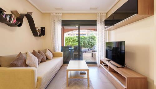 Hogar Brisa de las Marinas acogedor apartamento con amplia terraza y acceso directo a las piscinas-Comfortable apartment with spacious terrace and direct pool access - Foto 4