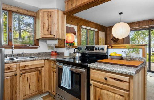 Camp Birch: Waterfront Home on Lake Leelanau - Foto 15