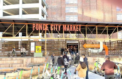 3BR Urban Sanctuary - Walk to Beltline Park Restaurants - Foto 38