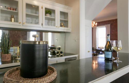 Paradise Loft, 3 Bedroom King Beds, Heart of Downtown, Full Kitchen & Wet Bar, Streaming TV - Foto 19