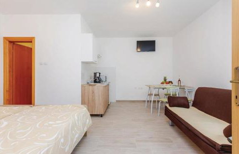 Amazing Studio In Kukuljanovo With Wifi - Foto 16