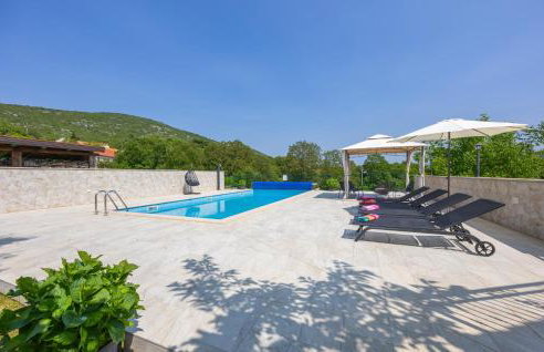 Stunning Home In Krstatice - Photo 8