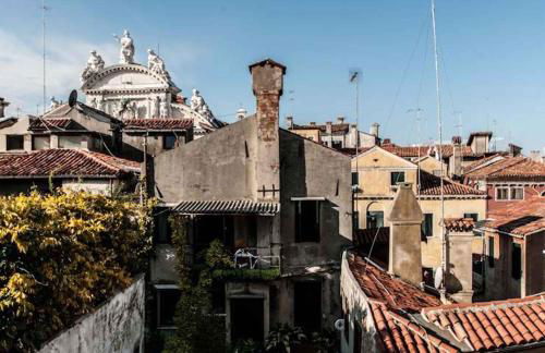 Elegant apartment with LIFT in historical 1600 Palace, a few min walk from San Marco Square - Foto 32