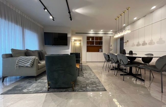 King David - Photo 15