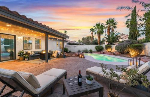 Luxury Vegas Escape,Pool, Playroom & Mtn Views - Foto 1