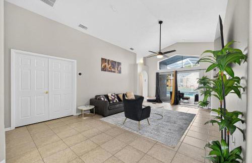 Entire Disney Retreat Home minutes from Disney, Shopping, and Restaurants 4br,2ba,7beds sleeps 10 - Foto 24