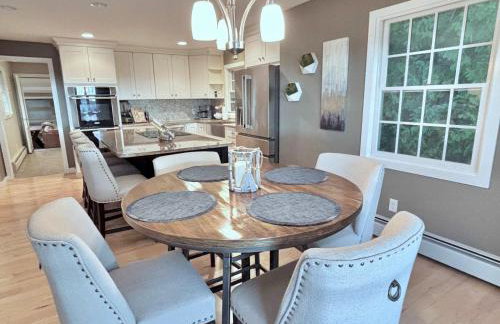 Spectacular Suttons Bay Stay - Game Room Kayaks Pizza Oven & More - Foto 21