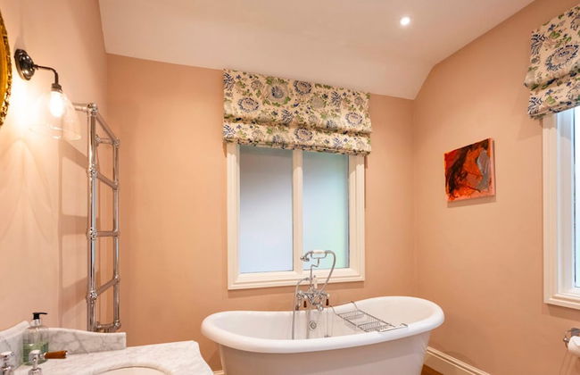 Luxurious Vineyard Hideaway At Stanlake Park - Foto 16