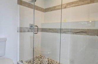 5 BR Mansion with Pool and non-heated Jacuzzi Games in Boynton Beach - Photo 8