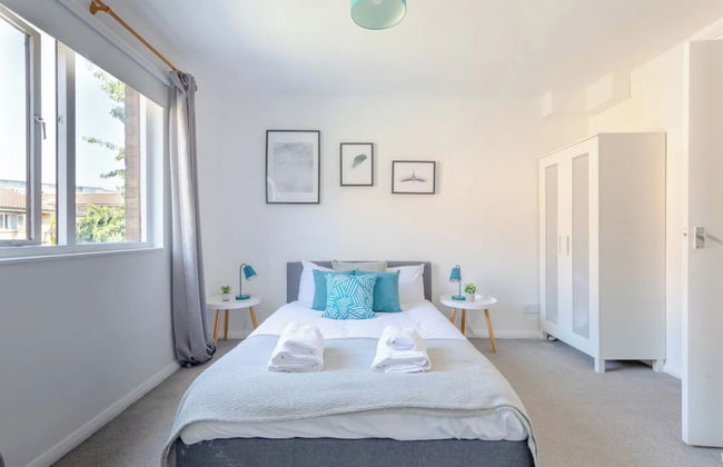 Lovely 4 Bed House w Garden, 1 Stop to Waterloo - Foto 10