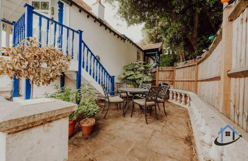 Unique Boathouse, detached free parking x4 cars - Foto 65