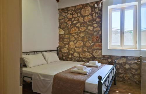 Alekos Cozy Stone 2BR Home Karya Center - Photo 12