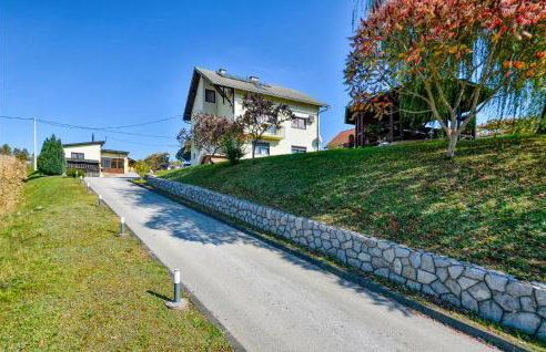 Gorgeous Home In Slunj With Kitchen - Foto 16