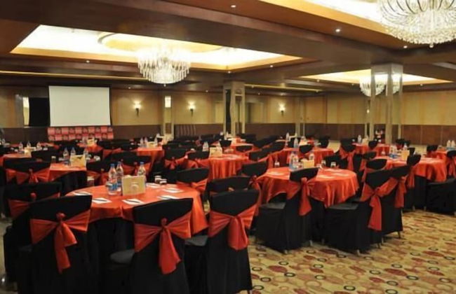 Savoy Suites Manesar - Foto 42