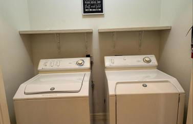 Fully Furnished 3BR and 2BA Gem Near Airport & Mall - Foto 18