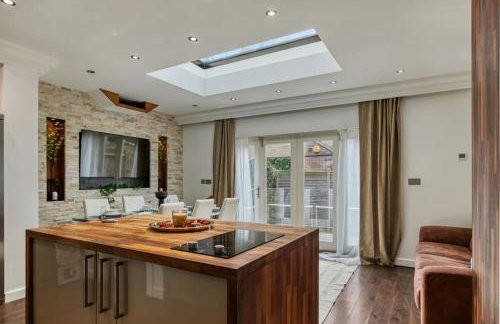 4 Bedroom House in Chiswick- Elegance & Serenity - Foto 3