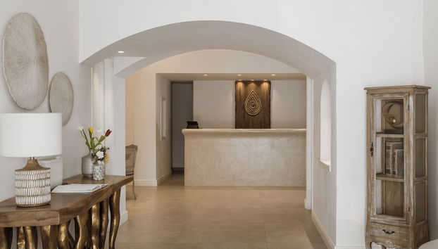 Aqua Luxury Suites by NOMÉE Hospitality Group - Foto 5, Sitzecke in der Lobby