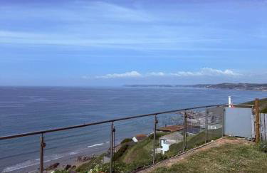Lovely chalet with uninterrupted sea views - Foto 1