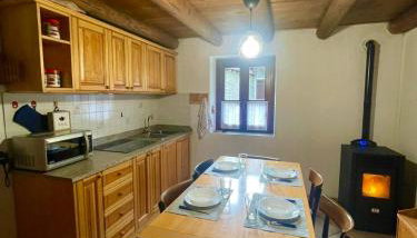 The Climber's House - Foto 2, stove