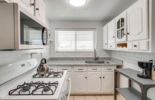 El Paso Home about 2 Mi to University Medical Center! - Foto 10