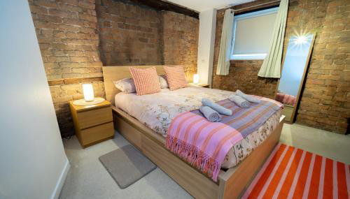 Rustic 2BR Loft Exposed Brick & Beams - Foto 4, towels