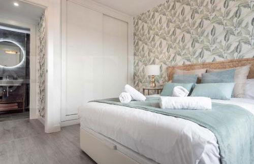 Stylish apartments with balcony & parking near the beach by REMS - Foto 31