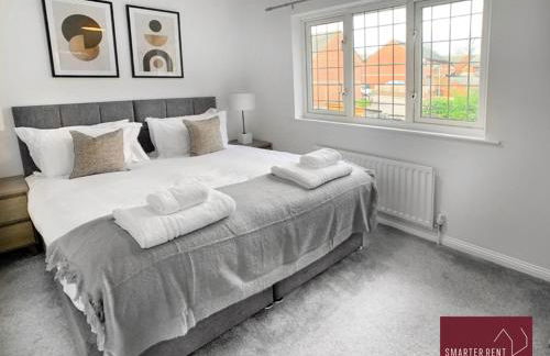 Knaphill - 2 Bedroom Terrace House - With Garden - Photo 7