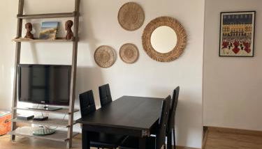 T3 - Centre - 75m2 - 2 SDB - Parking - Calme - Foto 3