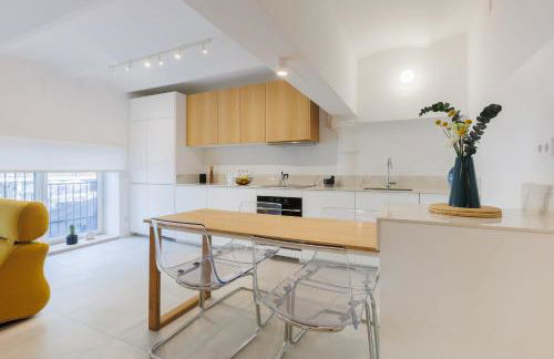 Stylish Apartment near Plaça España - Foto 3